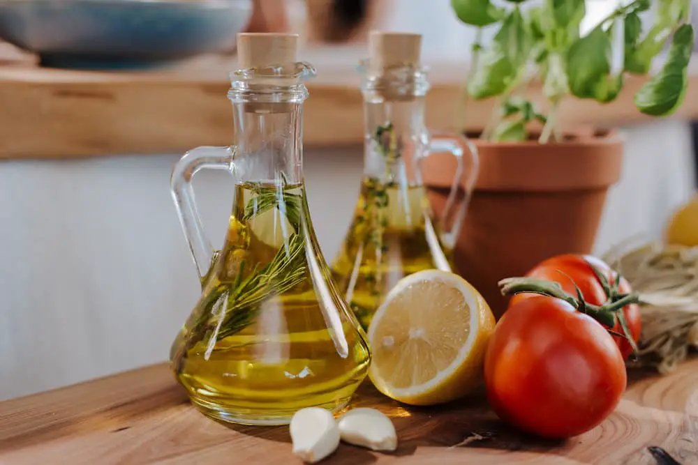 aceite de lino botellas de aceites y vegetales