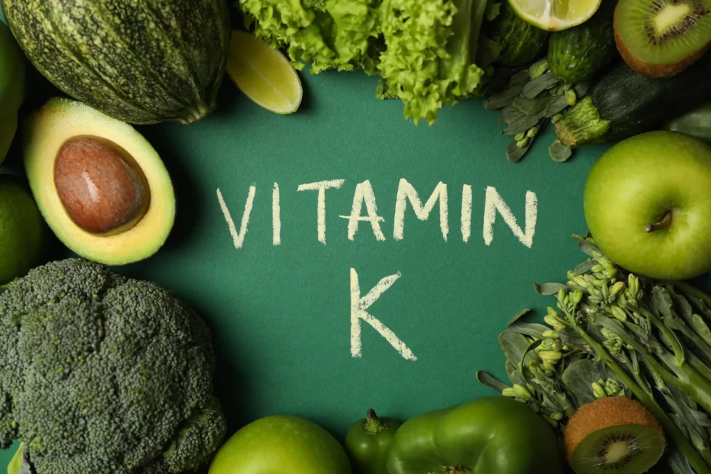 vitamina k variedad de alimentos de color verde